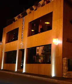Zenti Plaza Hotel - Image 5