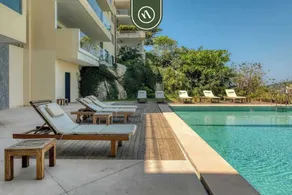 Luxury 4 BR Condo - Amazing Bay View - Pool - Image 2