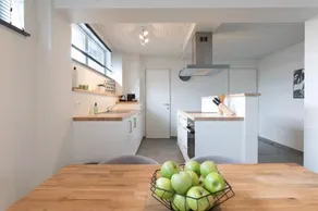 Raveel Lofts - Image 2