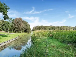 Beautiful Apartment In Sint Maartensbrug With Garden - Image 2