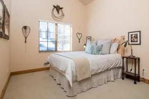Crown Ranch 4 - Image 2