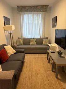 Acogedor, céntrico y amplio apartamento! Pamplona Inn 1 - Image 4