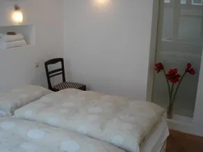 Bed In Amsterdam - Image 3