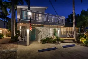 Fiddle Fig Cottage 1 Bedroom 1 Bathroom Cottage - Image 2