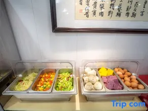 Junyue Hotel - Image 3