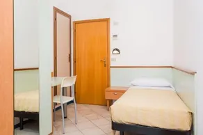 Hotel Parini - Image 5