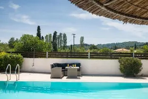 Delight Deluxe Hotel - Image 3