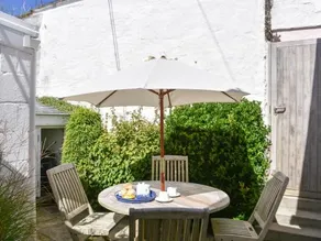 Prydes Cottage - Image 5