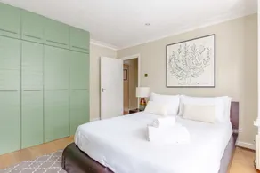 Gorgeous 2BD Garden Getaway, Victoria Park - Image 2