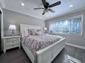 Stunning 8 bedroom 6 bathroom Pool Home - Image 4