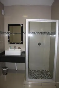 Oasis Hotel Mokopane - Image 2