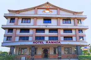 Hotel Ramada - Image 5