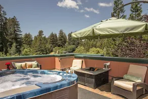 Applewood Inn - Image 2