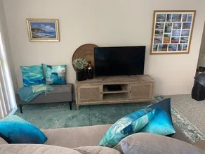 Bribie Island Unit With Pool - Amazing Beaches & Lifestyle! - Image 2