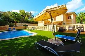 Sant Louren Villa - Image 4