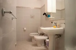 Vintage Apartment - Image 4