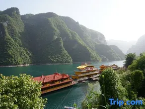 Changyang Aishangjia Business Hotel - Image 3