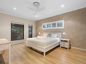 Black Rock Beach House With Pool - Image 4