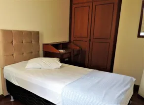 Hotel Jb - Image 2