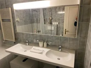 Genève, plein centre,belle vue Lac, splendide et grand appartement - Image 3