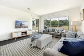 Coastal Chic - Image 2