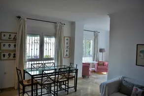 Las Golondrinas - Image 2