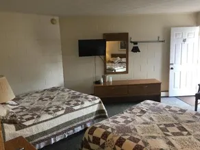 Bel Aire Motel - Image 5