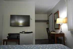 Kalum Motel - Image 5