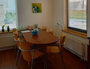 Nicely furnished chalet with one oven, near the Wadden Sea - Image 2