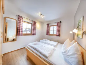 Cozy chalet with sauna, close to Königsleiten - Image 5