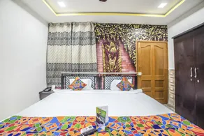 Oyo 4434 Hotel Srg - Image 2