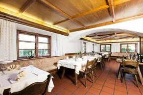 Hotel Gasthof Hubertus - Image 4