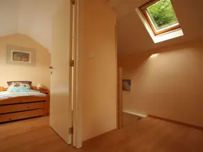 Cottage with a terrace and a magnificent view of the valley. - Image 2