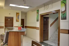 The Blooms Hotel - Image 4
