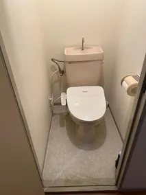 Short Term Rental Apartment - Image 5