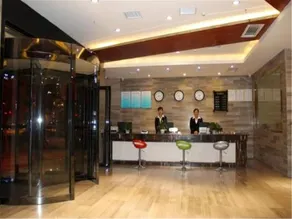 Longyue Hotel Huayin - Image 2