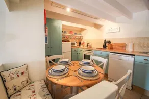 Little Cottage - Image 5