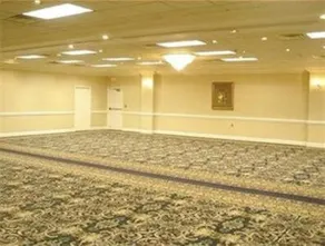 Governor's Inn & Suites - Image 4