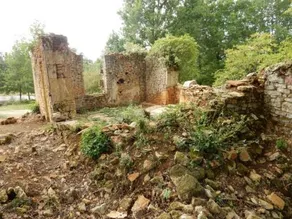 Holiday Home in Montaigu Les Bois with Garden - Image 3