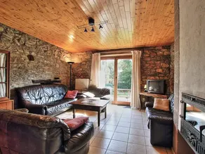 Rustic Holiday Home In Sainte-Ode With Garden - Image 2