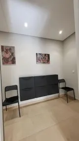 Lovely 3-bedroom apartment with free parking - Image 2
