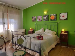 B&B Twenty Miles - Image 2