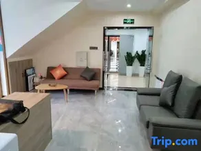 Gaoxian Bairui Hotel - Image 3