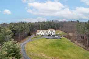 Secluded Lux Mansion Pool Home With Amazing Views - Image 4