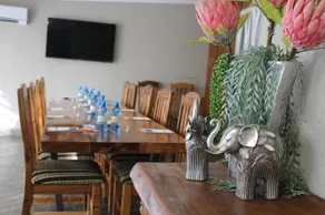 Ivory Tusk Lodge - Image 4