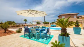 Holiday home Carrer Llaut 3 - Image 5
