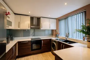 Peaceful + Charming 2 BR Home in Rathmines, Dublin - Image 4