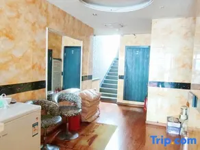Free House Express Hotel - Image 2