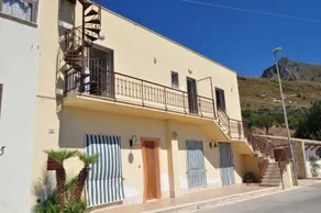 Casa Vacanze Monte Cofano - Image 2