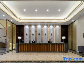 Century Hotel - Image 4